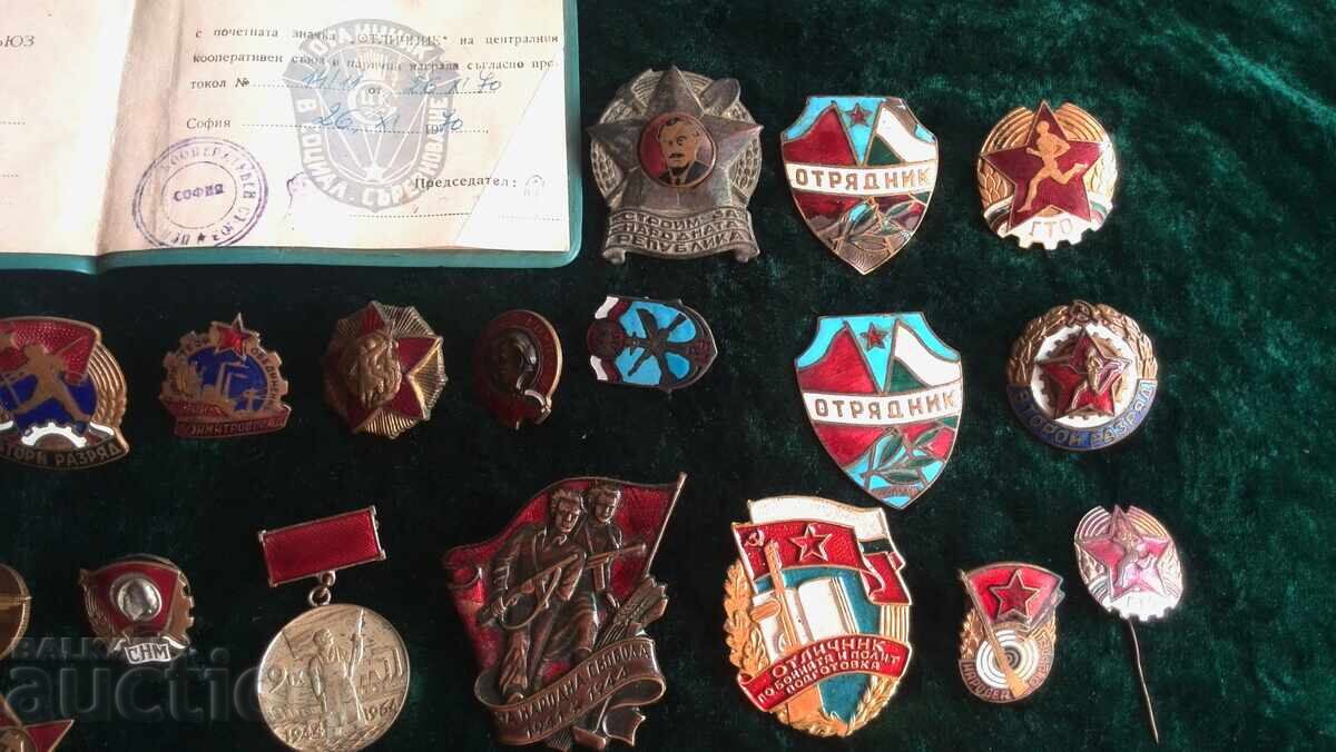 Auction Old badges on screw and etc Auction Old badges on screw and etc