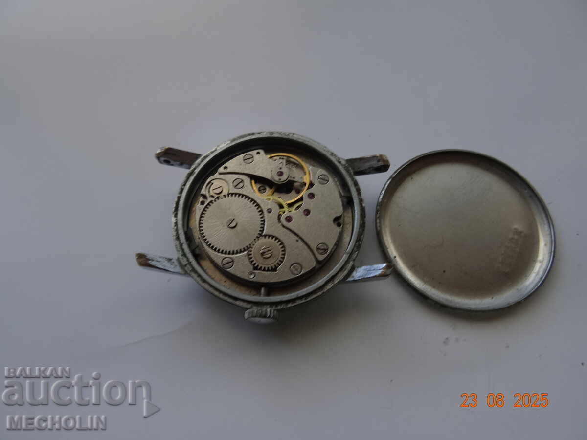 руски КОЛЕКЦИОНЕРСКИ   ЧАСОВНИК ПОБЕДА 1 - 5