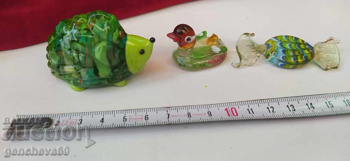Auction  Murano hedgehog and other figurines