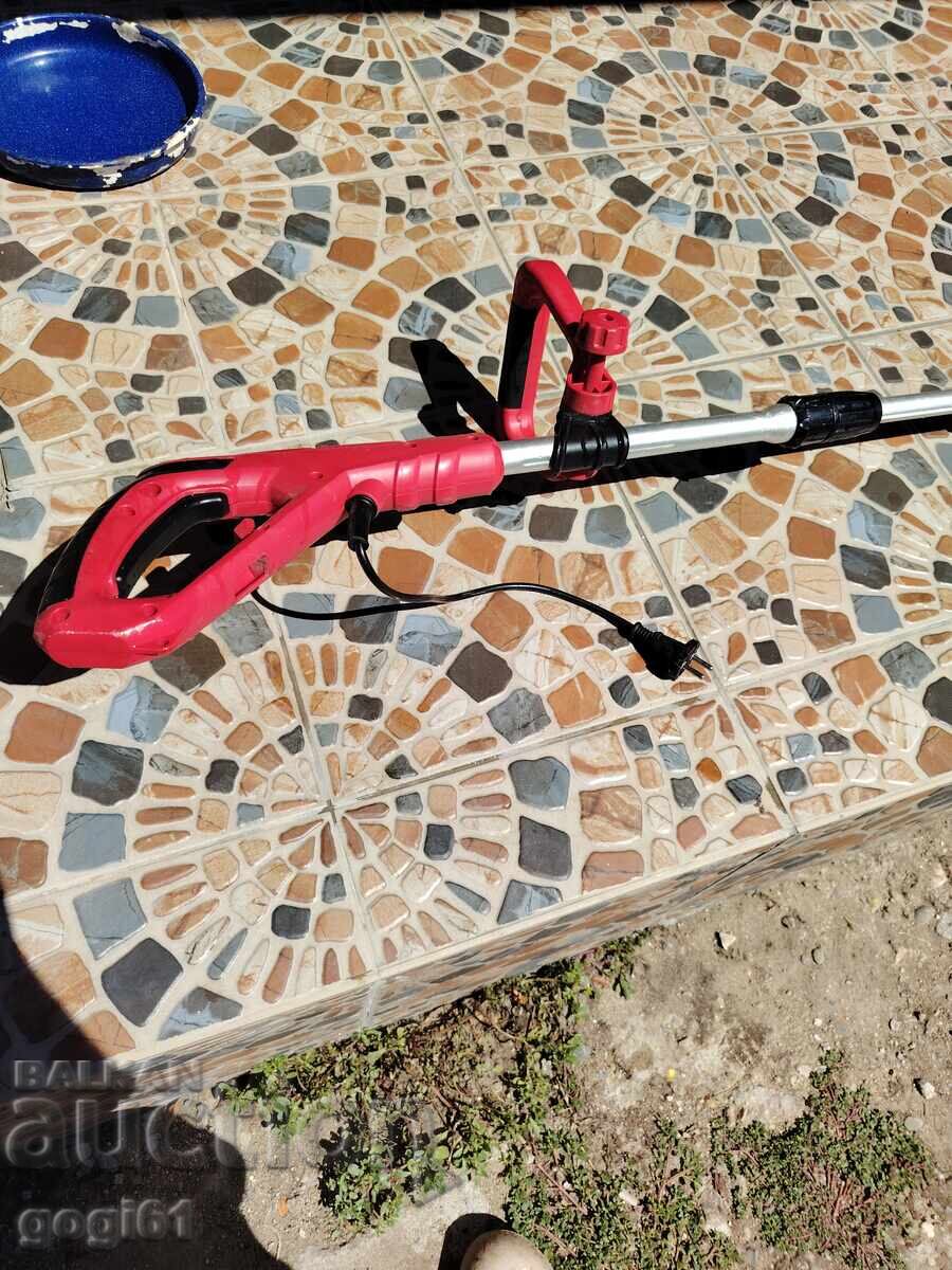 Trimmer nu funcționează cu preț 20.00 BGN | € 10.23