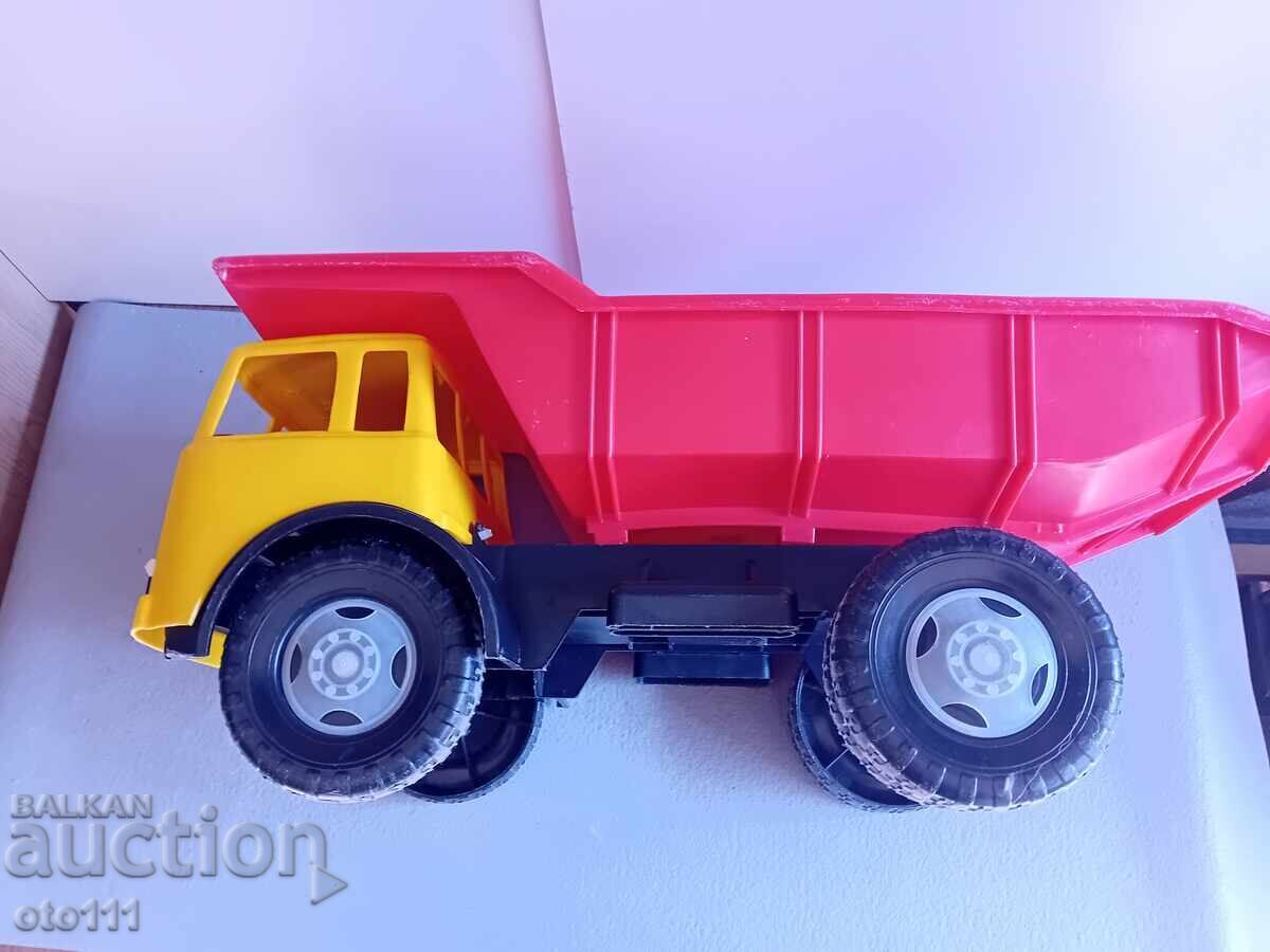 SOCIAL, TOY BIG DUMP TRUCK - 5