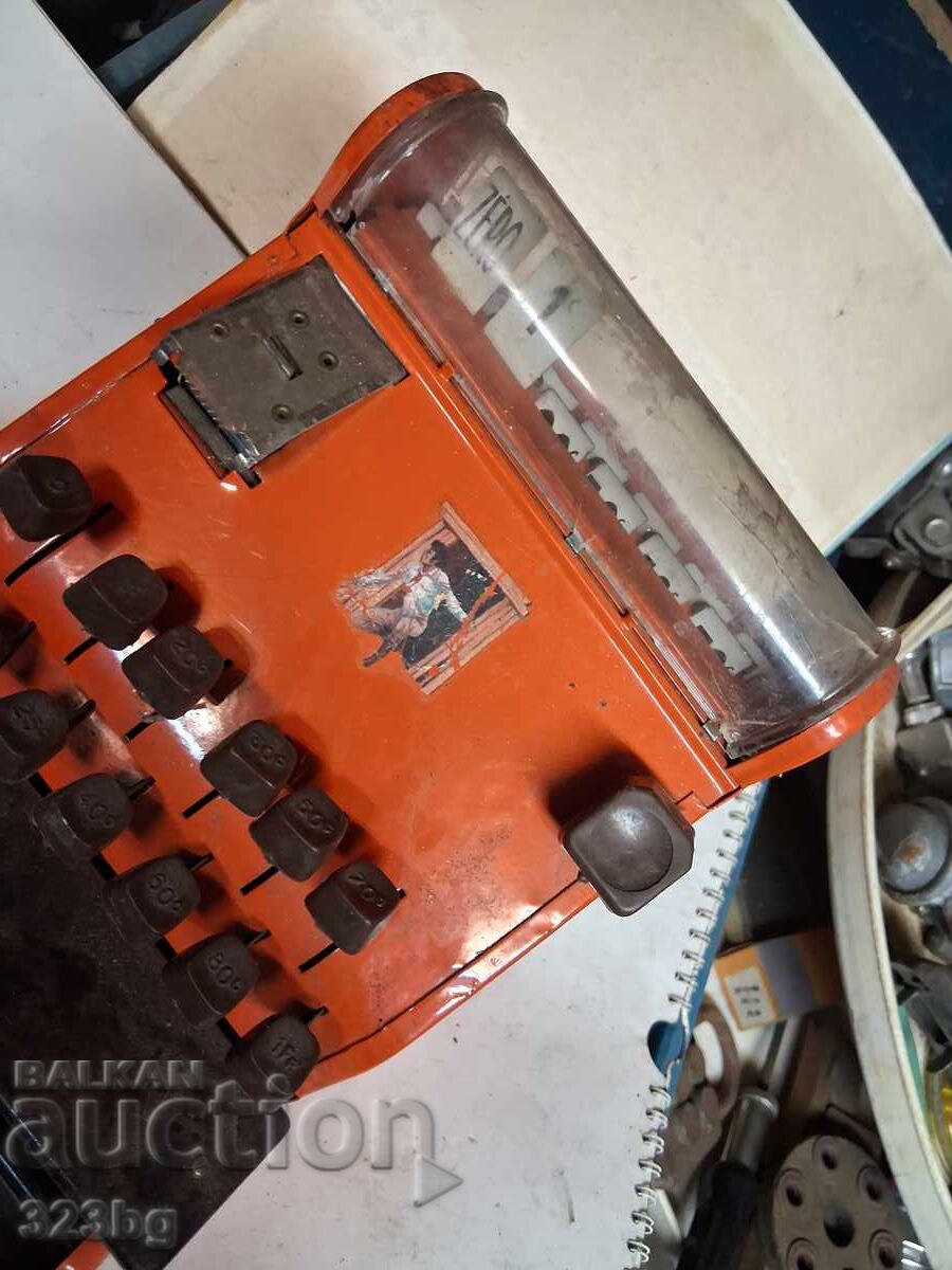 Аукцион Ретро касов апарат играчка тенекиен Аукцион Ретро касов апарат играчка тенекиен