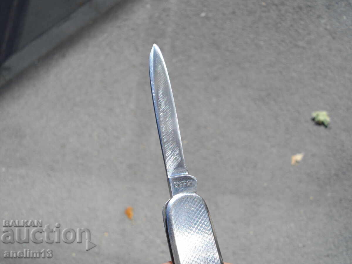 CUIT DE BUZUUNAR DE COLECȚIE - 5 CUIT DE BUZUUNAR DE COLECȚIE - 5