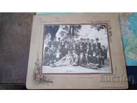 Fotografie Elevi din clasa a VIII-a - b cu profesorul lor Carton