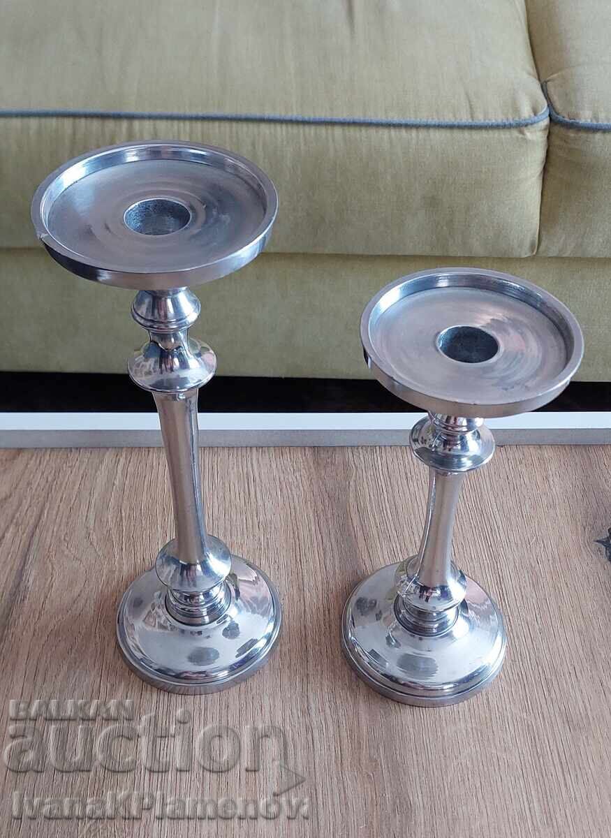 Delivery of Candlesticks for connoisseurs, height 26cm and 21cm