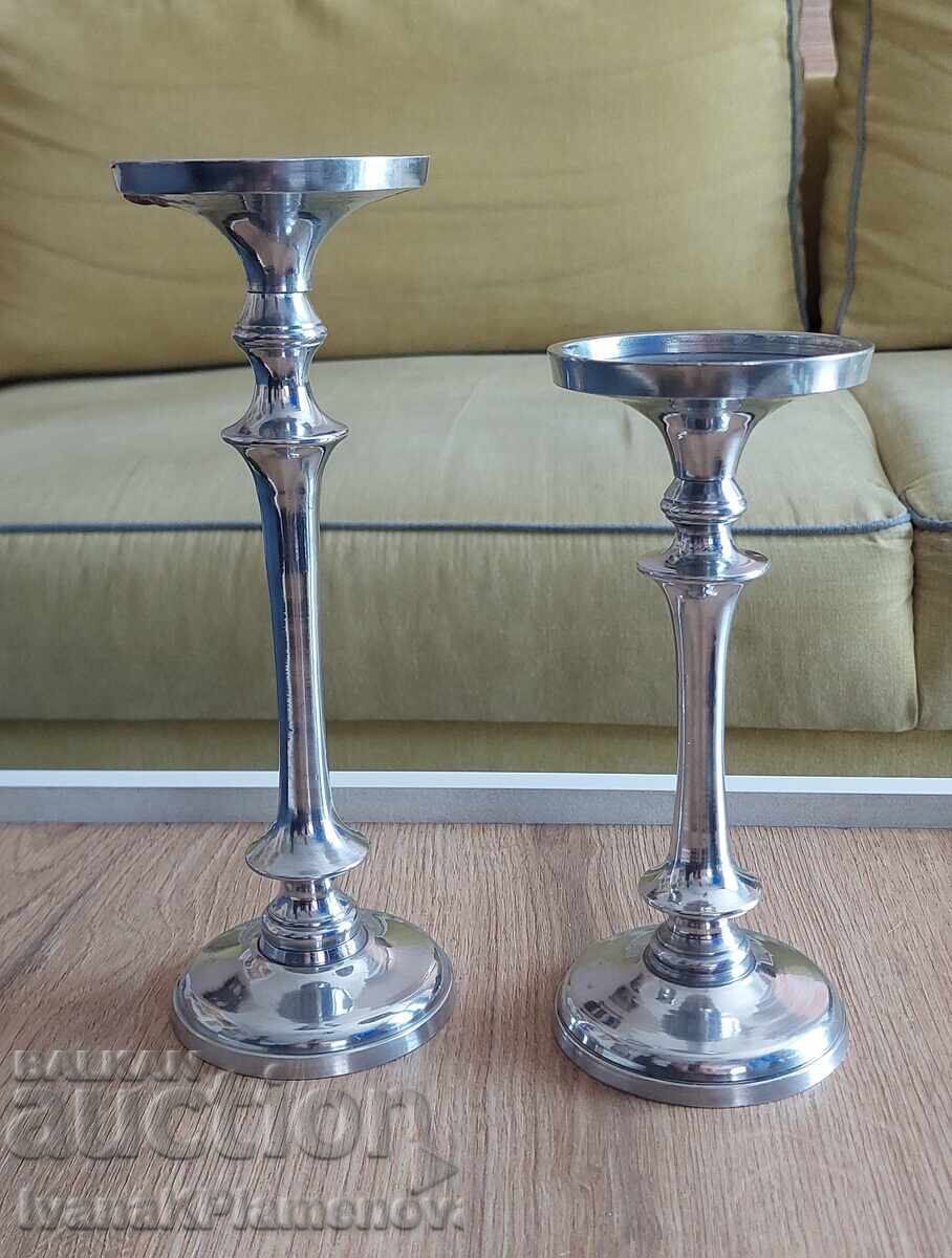 Sfeșnice pentru cunoscători, înălțime 26cm și 21cm Sfeșnice pentru cunoscători, înălțime 26cm și 21cm