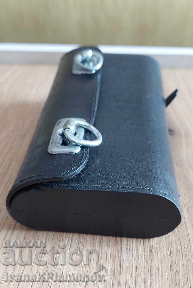 Auction  Bike tool bag for connoisseurs