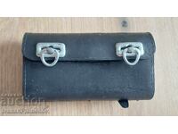 Retro bag with tools for connoisseurs
