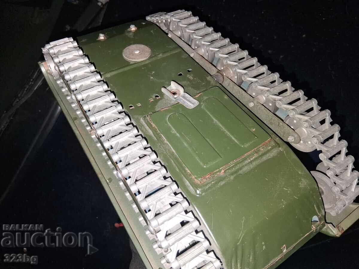 Auction Laminated tank el. Japan 60s Auction Laminated tank el. Japan 60s