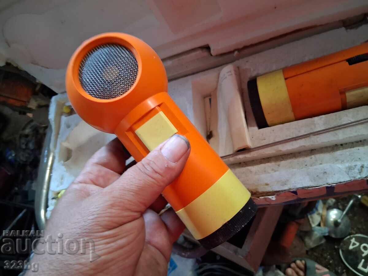 New Retro Radios USSR A. Warhol design maybe with price 85.00 BGN | € 43.46 New Retro Radios USSR A. Warhol design maybe with price 85.00 BGN | € 43.46