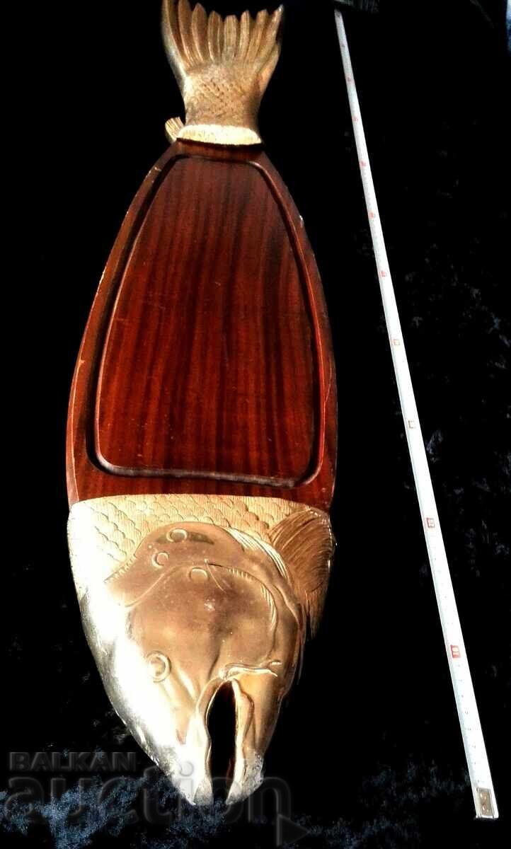 Доставка на Винтидж поднос за сервиране на риба Доставка на Винтидж поднос за сервиране на риба