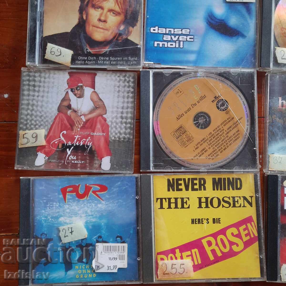 Auction 12 music discs Auction 12 music discs