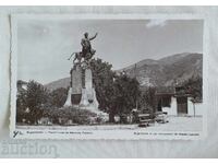 Κάρλοβο - μνημείο Β. Λέφσκι