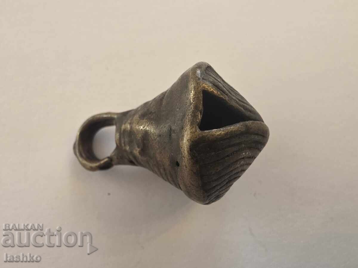 Auction  Bronze "nut" type horse cart bell - 19th century