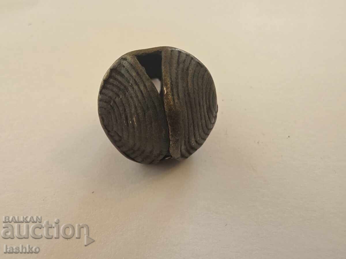 Delivery of Bronze "nut" type horse cart bell - 19th century