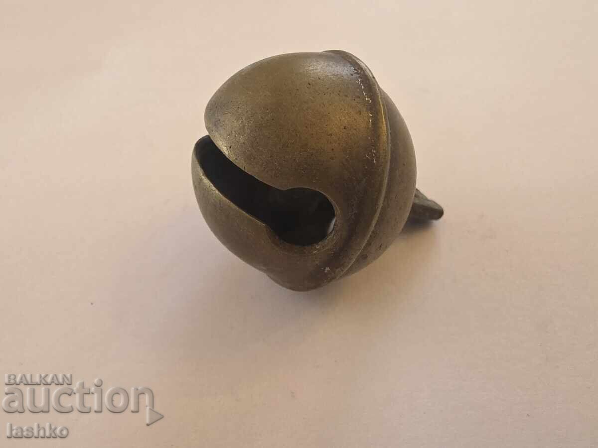 Sonerie, clopot, clopot cu preț 39.99 BGN | € 20.45 Sonerie, clopot, clopot cu preț 39.99 BGN | € 20.45