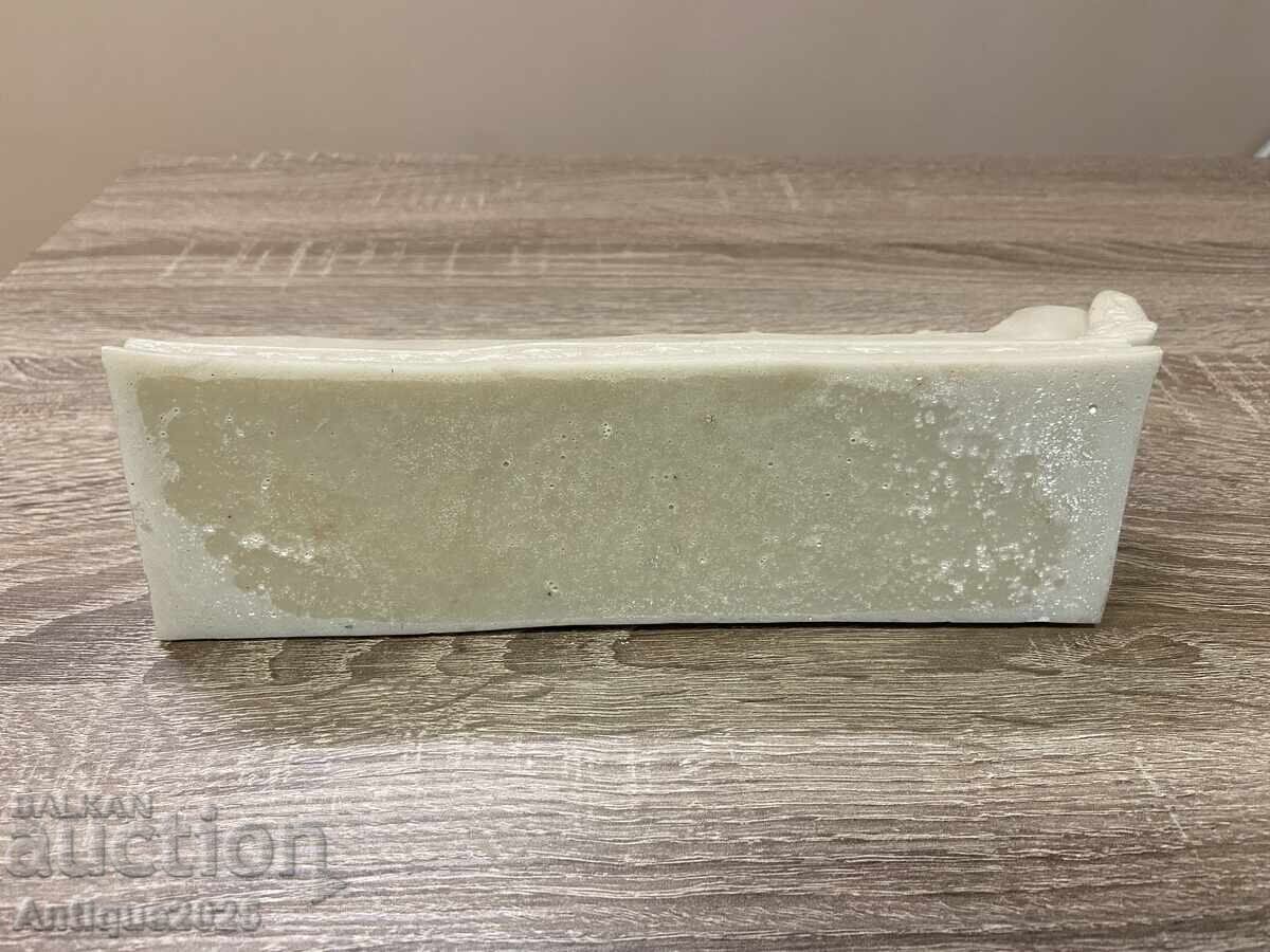 Мраморна статуетка „Гола жена на кушетка“ - 6