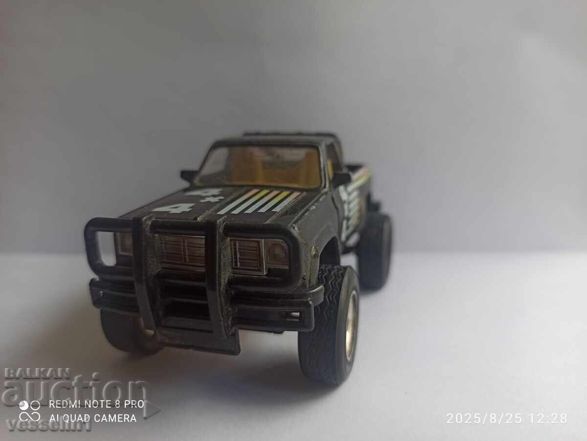 Auction Old toy truck pickup Chevrolet Chevy 4x4 Auction Old toy truck pickup Chevrolet Chevy 4x4