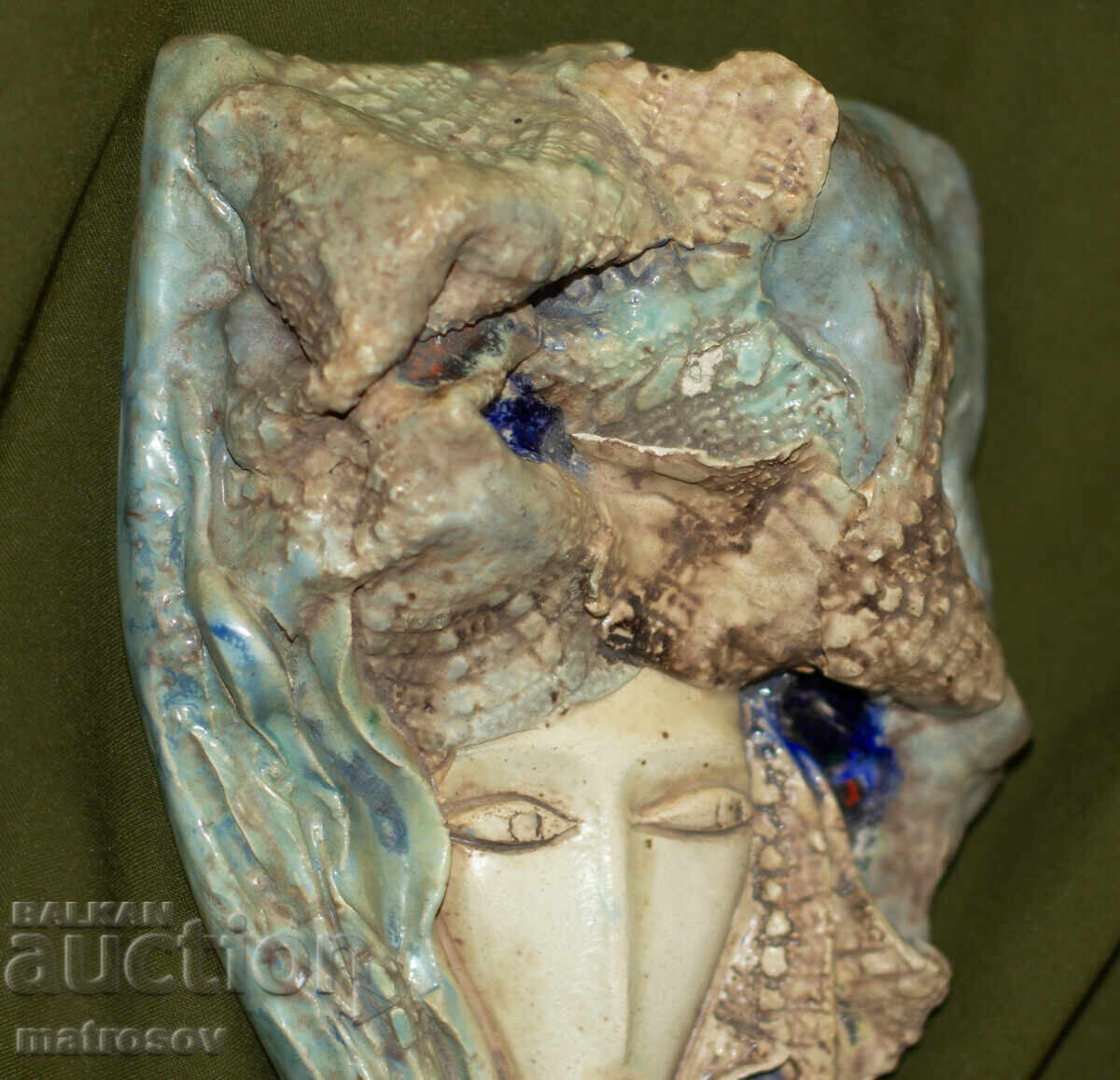 Авторска декоративна керамична статуетка, портрет на жена - 6