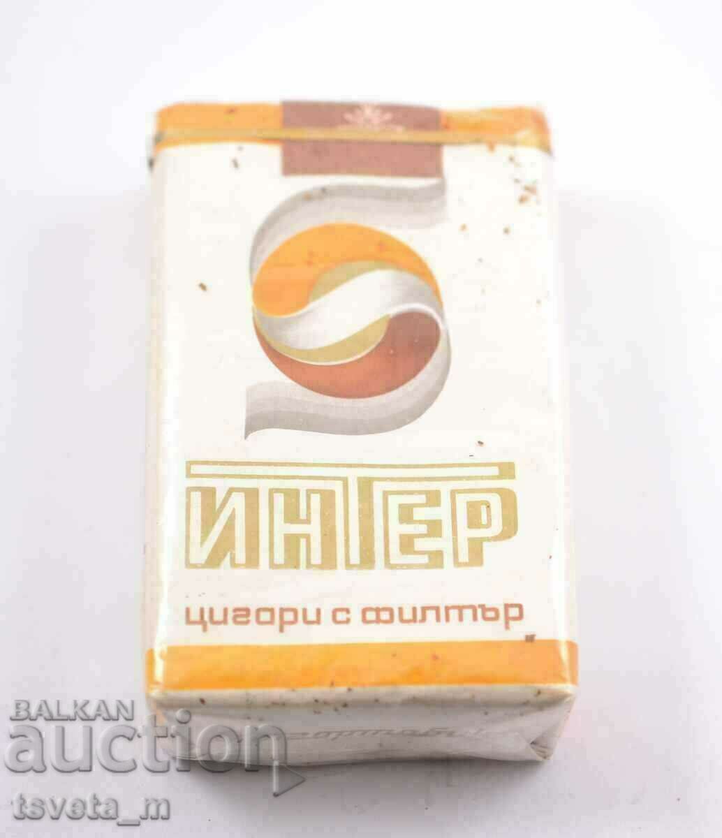 Цигари ИНТЕР  запечатан пълен пакет, соц с цена 15.00 лв. | € 7.67