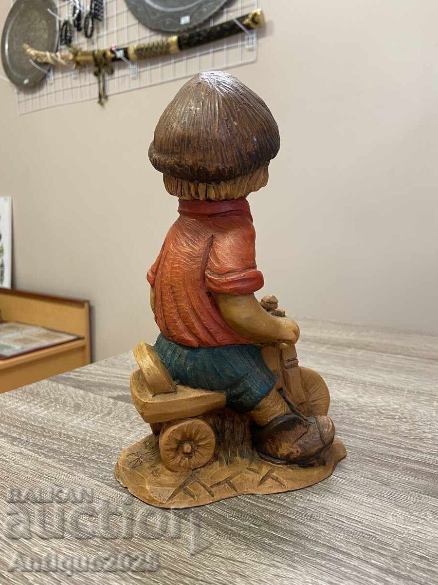 Στατούετα από πολυλίθο "Αγόρι με ποδήλατο” με τιμή € 20.00 | 39.12 BGN