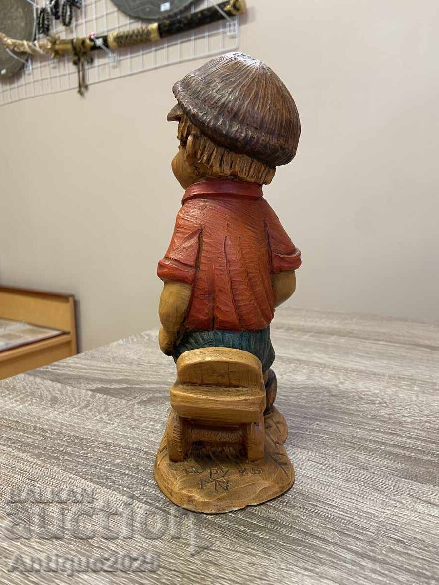 Доставка на Статуетка от полистоун "Момче на колело"