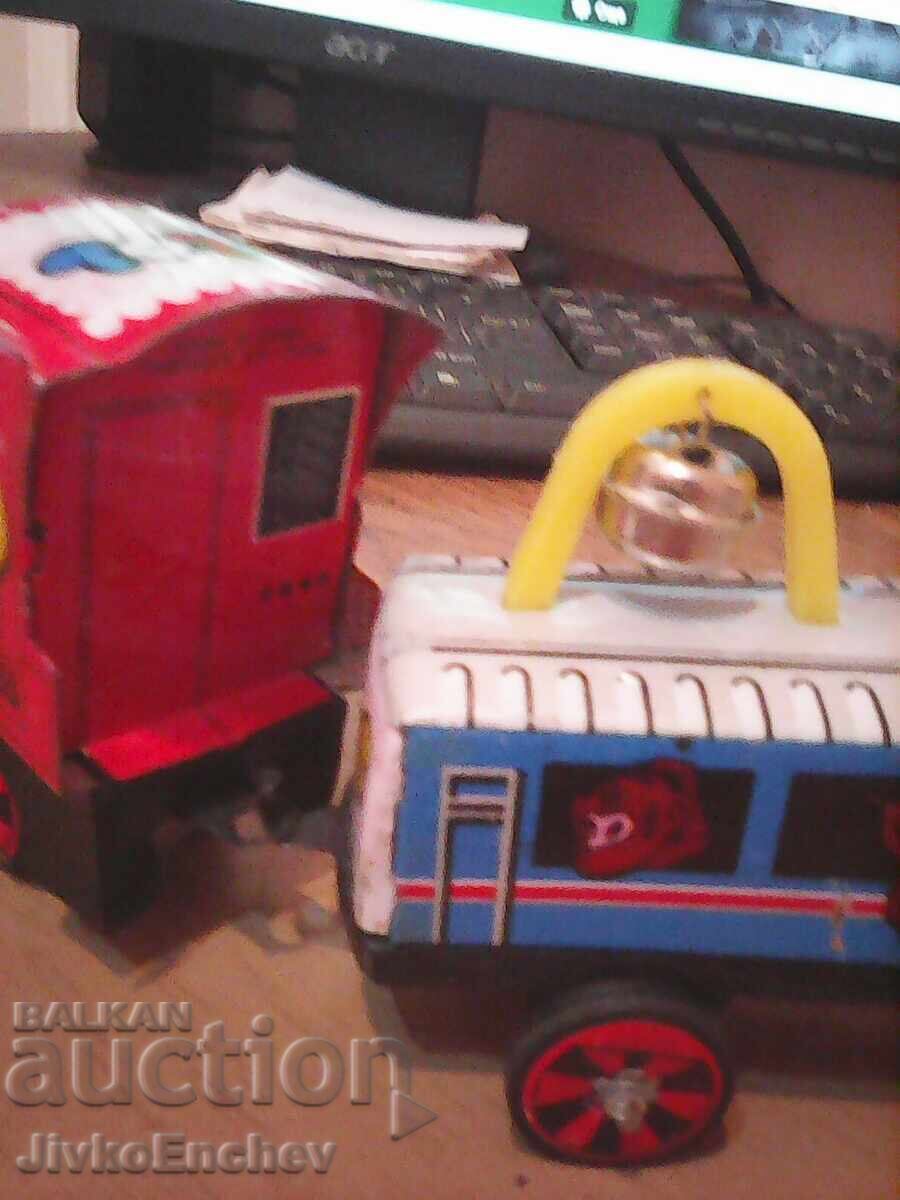 Delivery of An old children's toy Delivery of An old children's toy