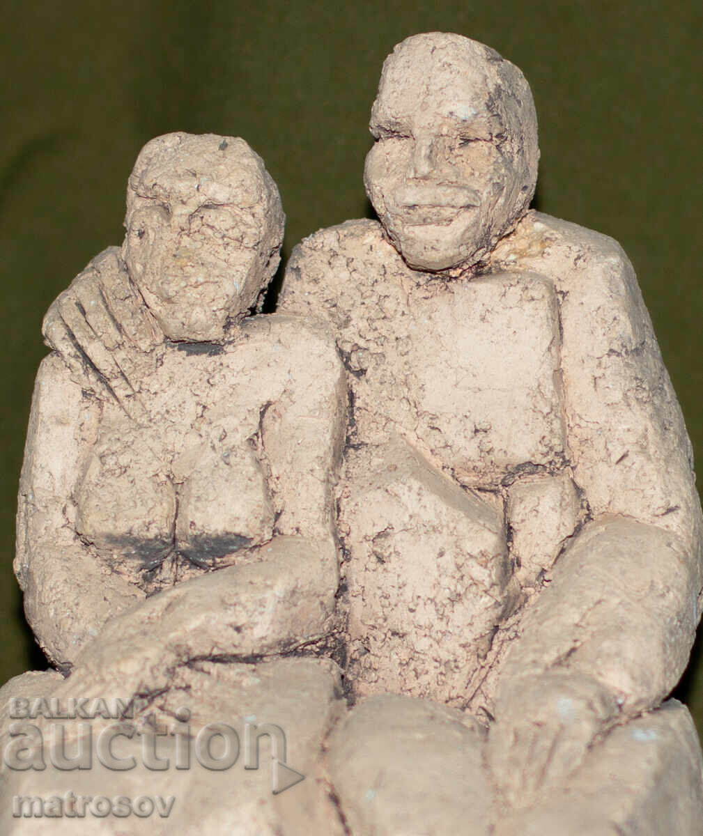 Χειροποίητο γύψινο γλυπτό άνδρα και γυναίκας, αγκαλιά με τιμή 150.00 BGN | € 76.69 Χειροποίητο γύψινο γλυπτό άνδρα και γυναίκας, αγκαλιά με τιμή 150.00 BGN | € 76.69