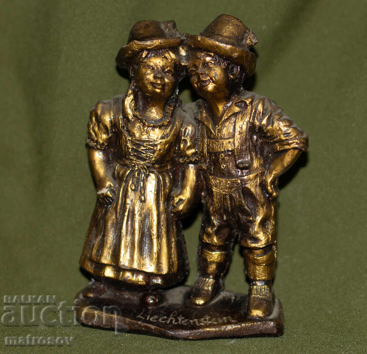 Διακοσμητικό κεραμικό αγαλματίδιο άνδρα και γυναίκας, Λιχτενστάιν Διακοσμητικό κεραμικό αγαλματίδιο άνδρα και γυναίκας, Λιχτενστάιν