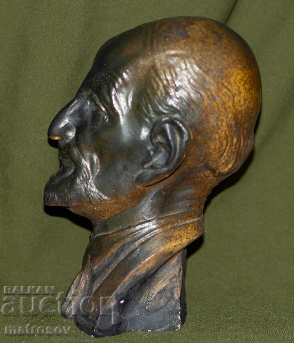 Κεραμικό γλυπτό, προτομή του Συμεών Σαξκομπουργκότσκι με τιμή 200.00 BGN | € 102.26