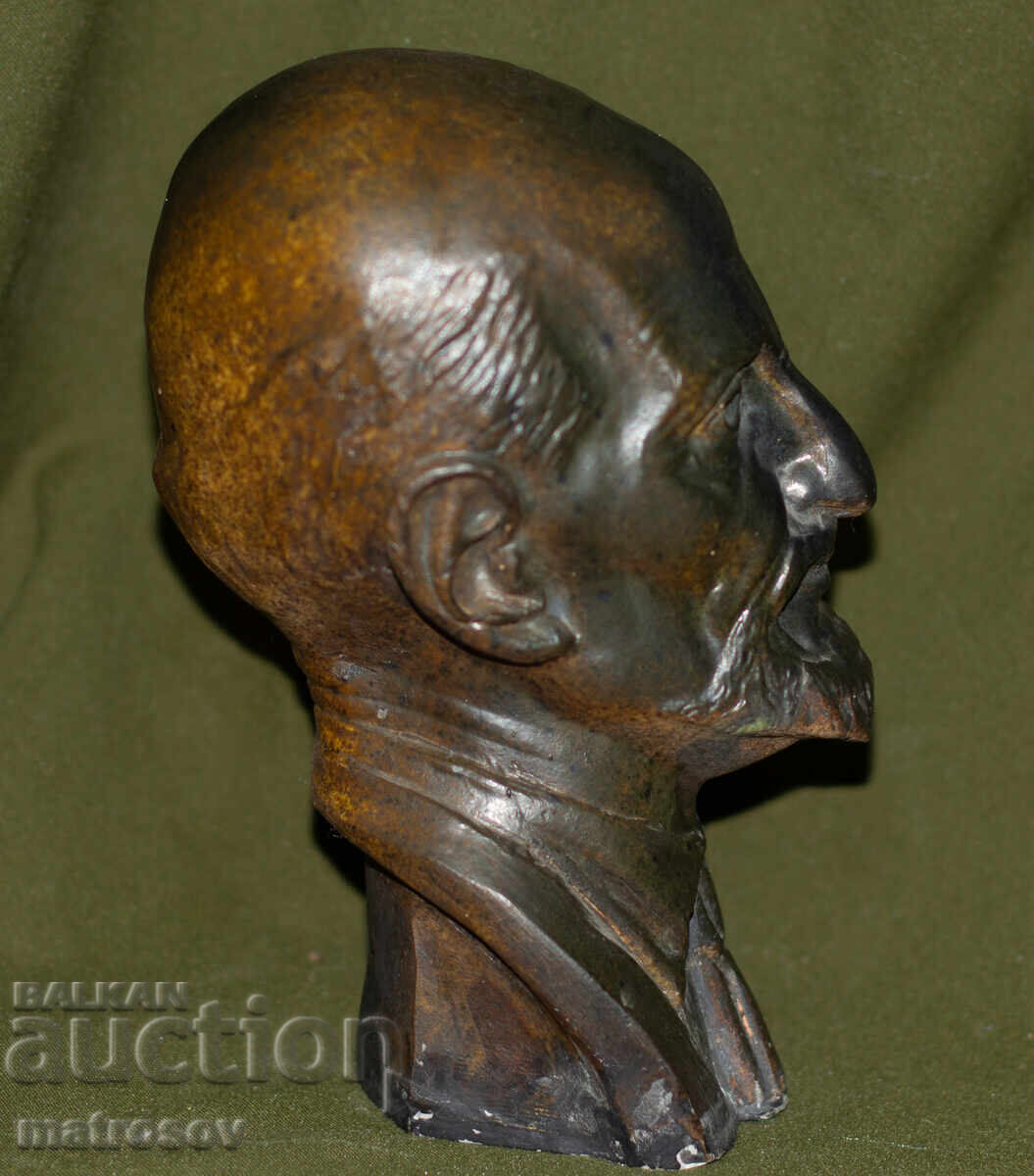 Παράδοση Κεραμικό γλυπτό, προτομή του Συμεών Σαξκομπουργκότσκι