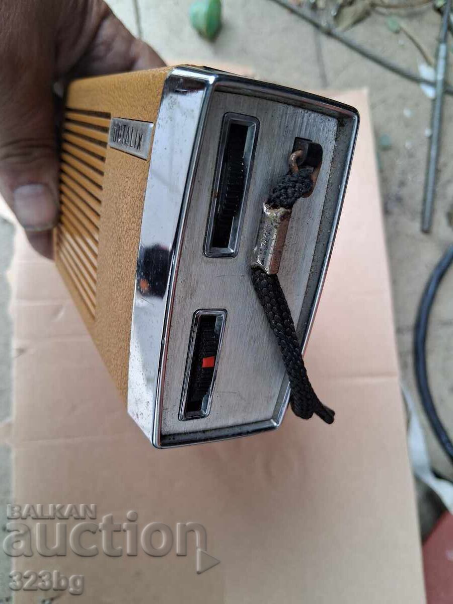 French Retro Portable Radio with price 40.00 BGN | € 20.45 French Retro Portable Radio with price 40.00 BGN | € 20.45