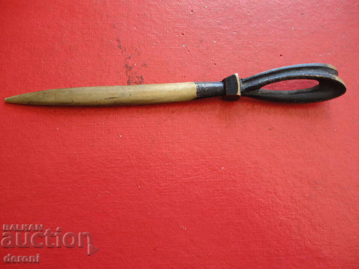 Cuțit vechi de scrisori din bronz 3 - 6 Cuțit vechi de scrisori din bronz 3 - 6
