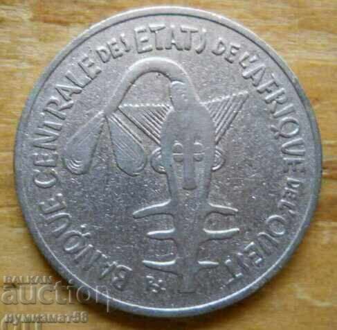 100 de franci 1967 - Africa de Vest cu preț 3.00 BGN | € 1.53