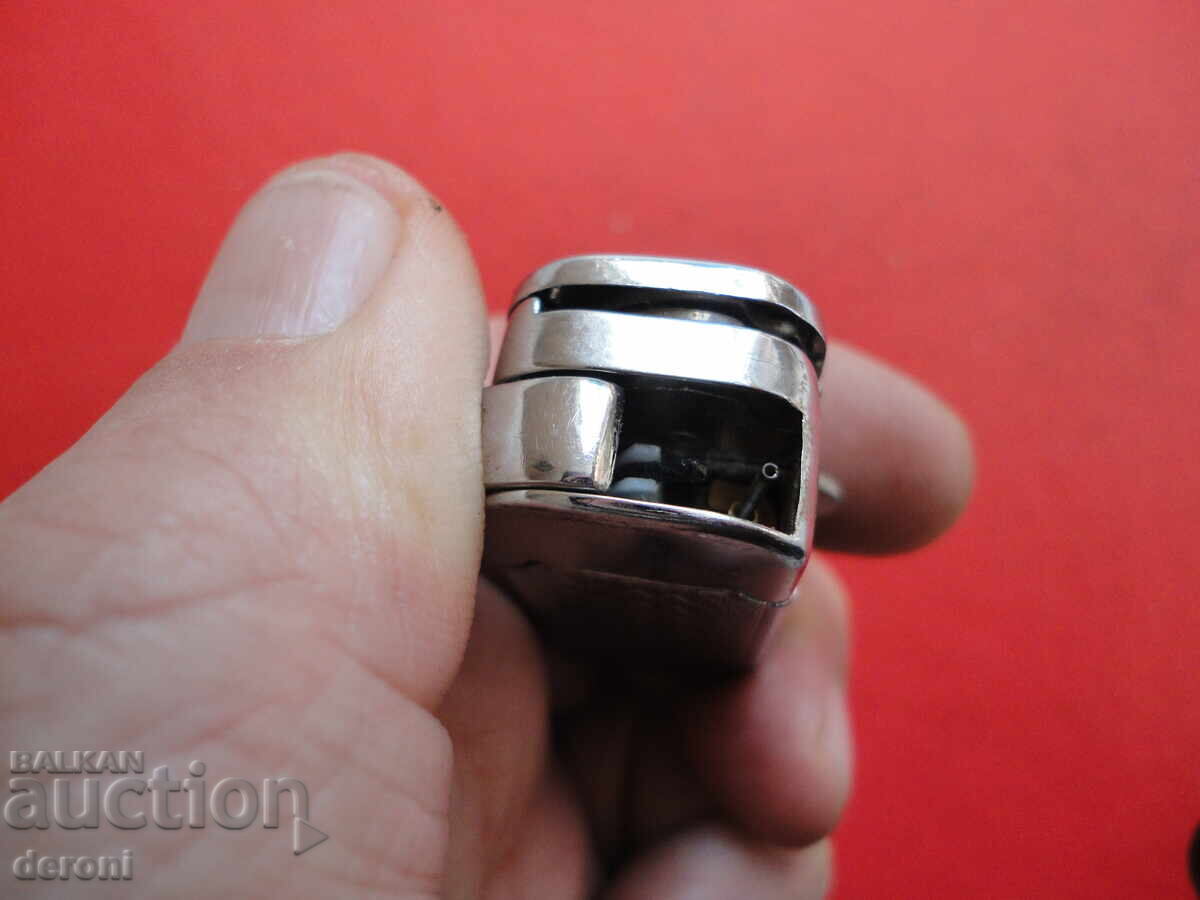 Automatic Knife Lighter - 7 Automatic Knife Lighter - 7