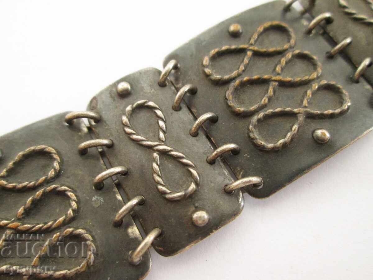 Old women's bracelet with ornaments costume jewelry with price 35.00 BGN | € 17.90 Old women's bracelet with ornaments costume jewelry with price 35.00 BGN | € 17.90