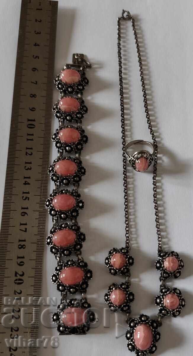 Delivery of Very beautiful silver set: bracelet, necklace, ring