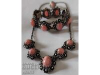 Много красив сребърен комплект от гривна,колие,пръстен