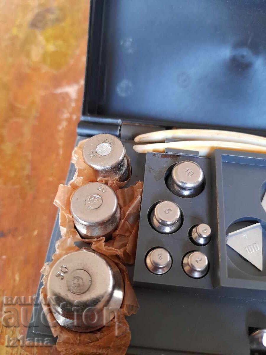 Παλιά μέτρα για ζυγαριά - 6