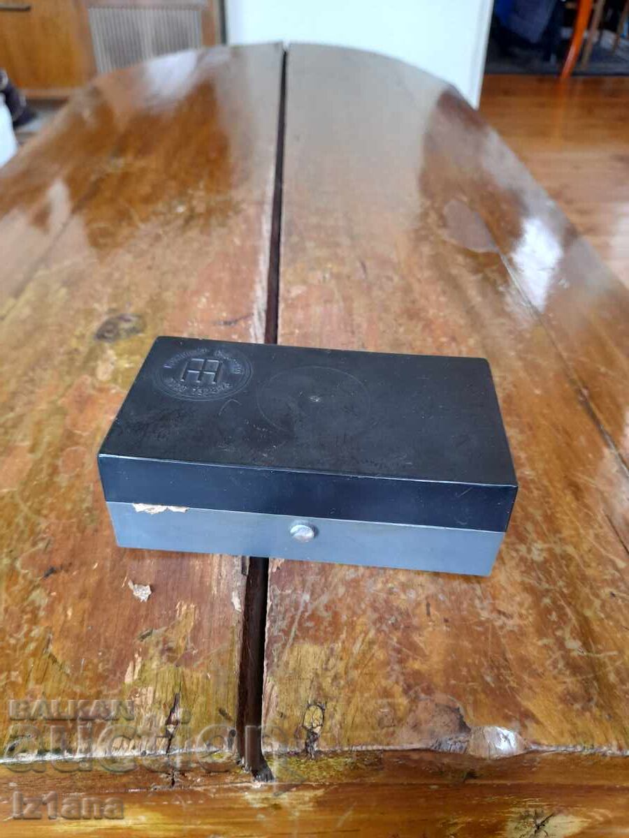 Παλιά μέτρα για ζυγαριά