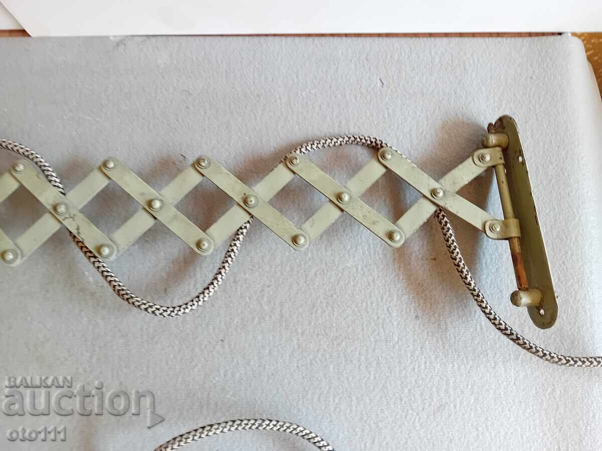 OLD STRETCH LAMP - 7