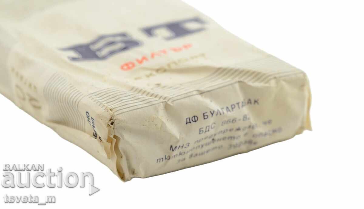 Sealed BT Cigarettes, Social Era - 5 Sealed BT Cigarettes, Social Era - 5