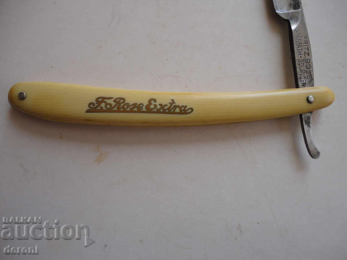 Delivery of Incredible Solingen razor with silver inlays