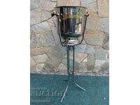 ΜΕΓΑΛΗ ΚΑΙ ΟΜΟΡΦΗ ΕΠΩΝΥΜΗ ΣΑΜΠΑΝΙΕΡΑ ΑΝΟΞΕΙΔΩΤΗ ΜΕ ΕΠΙΧΡΥΣΩΜΑ