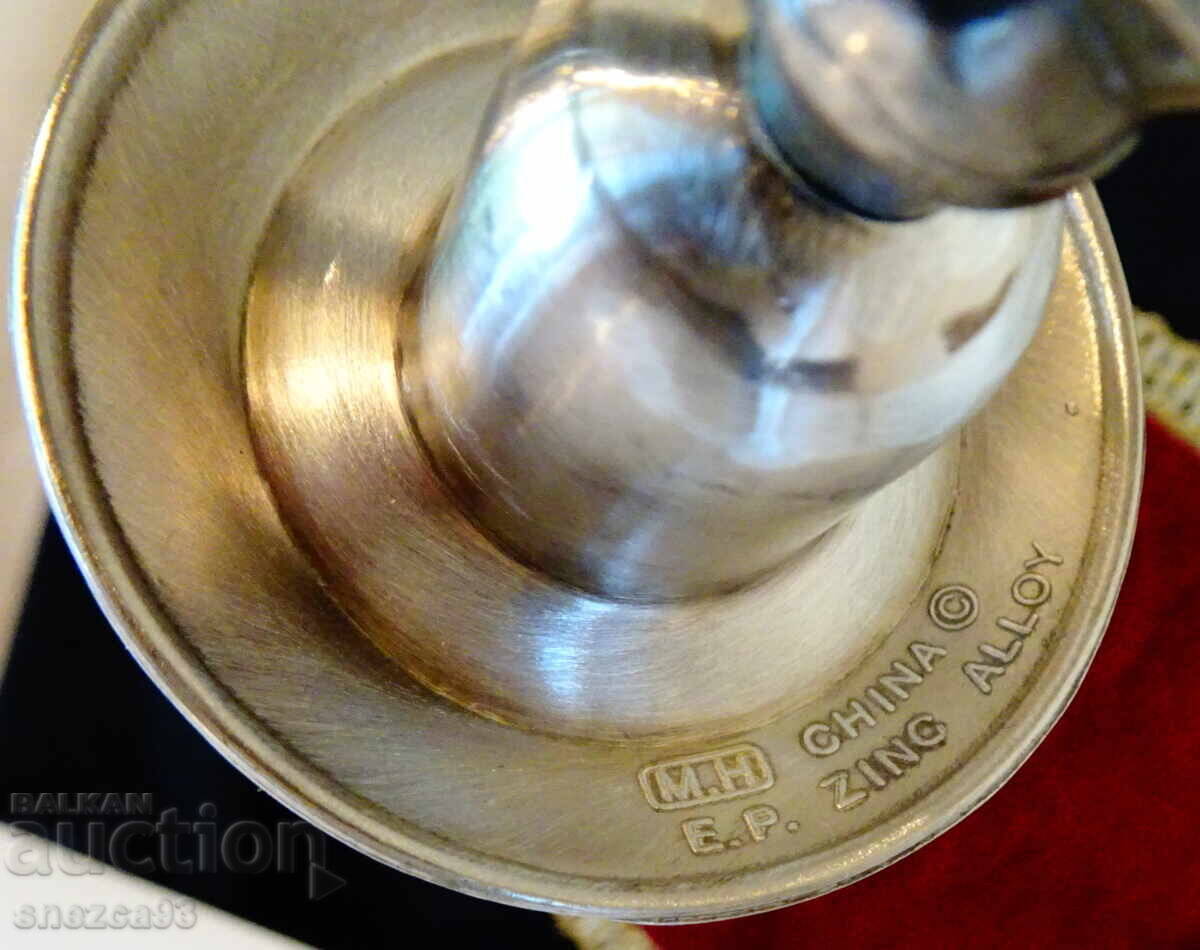 Посребрен троен свещник,свещник тройка,релеф. - 7