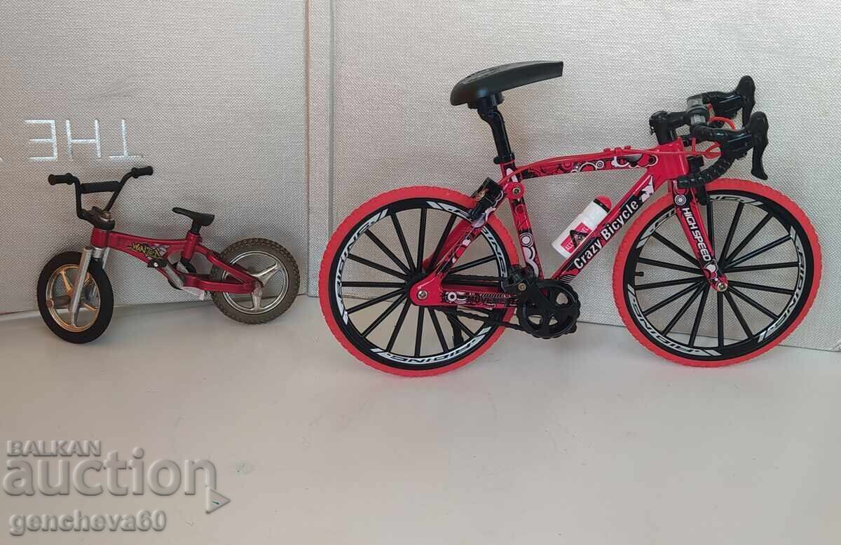 Licitație Modele de biciclete metalice