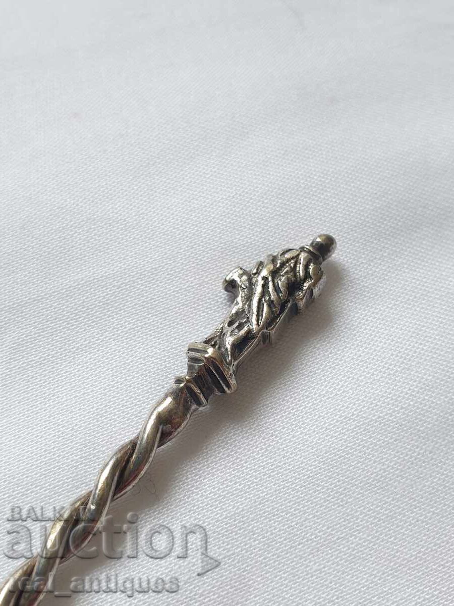 Ένα ασημένιο κουτάλι - 7