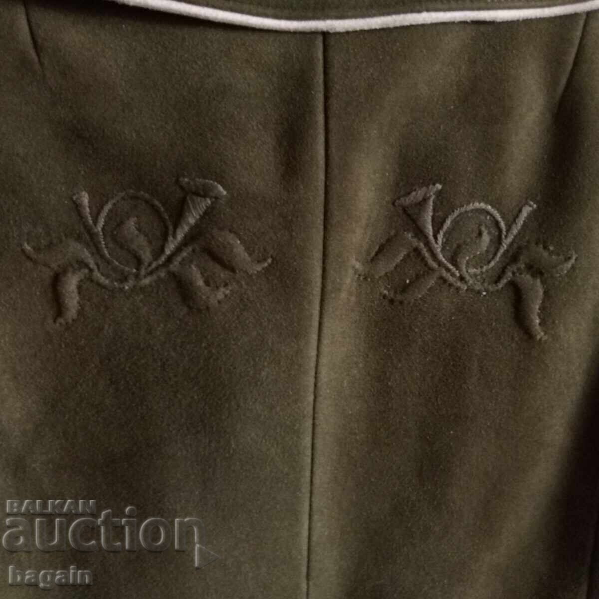 Παράδοση Βαυαρικό κυνηγετικό κοστούμι Παράδοση Βαυαρικό κυνηγετικό κοστούμι