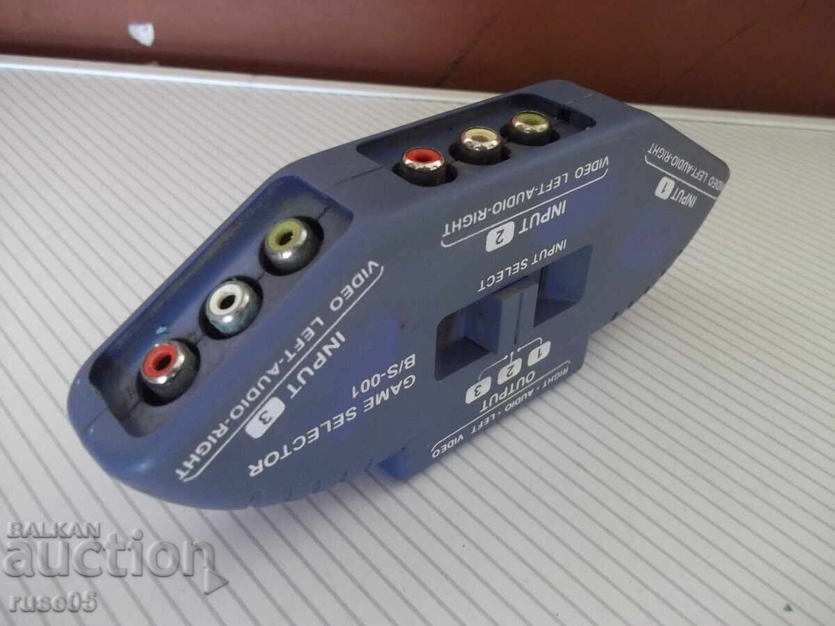 Selector audio / video intrări, 3 căi funcțional - 5 Selector audio / video intrări, 3 căi funcțional - 5