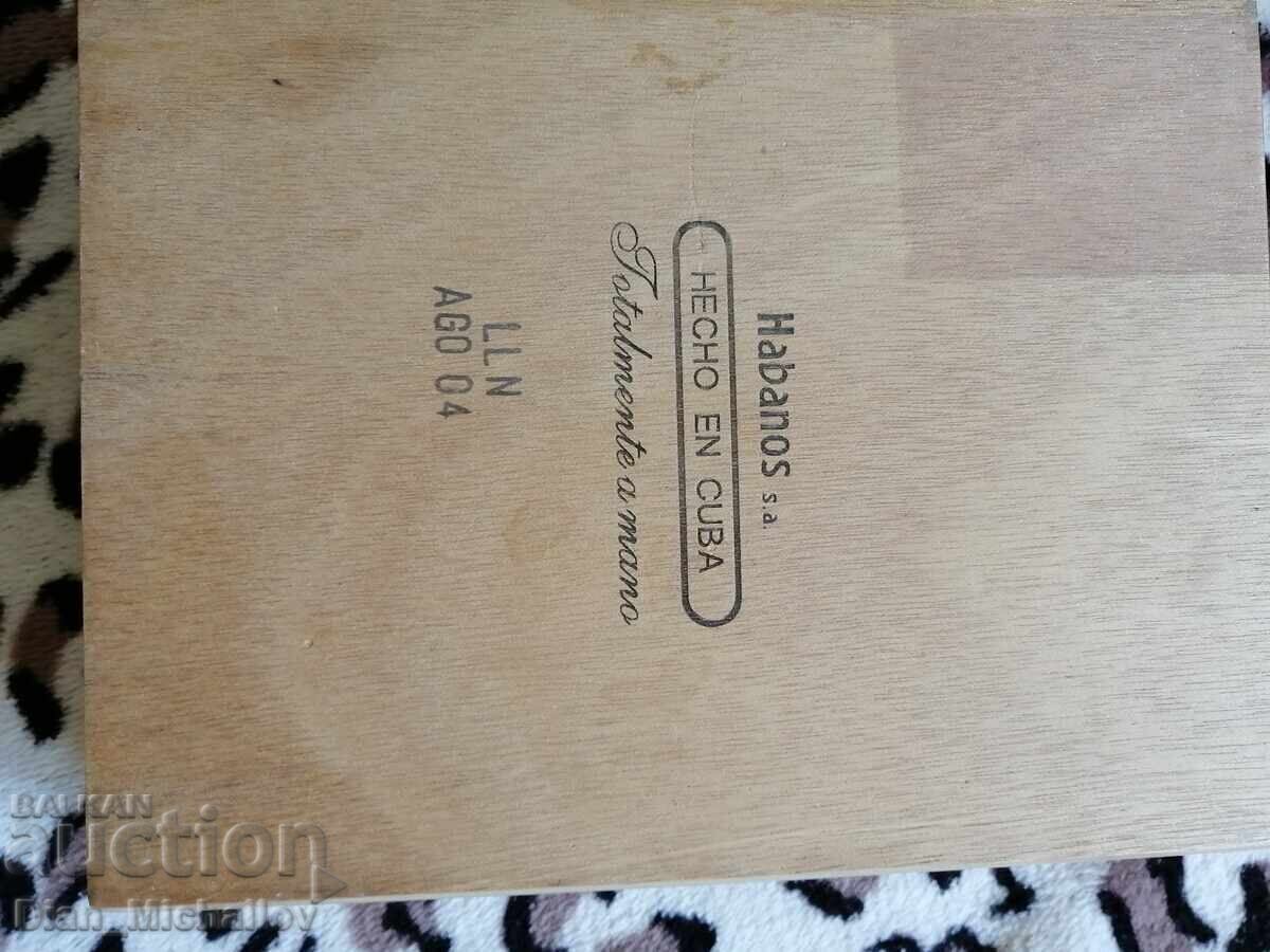 Auction  Cohiba Cigar Box